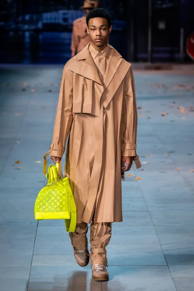 Look 35